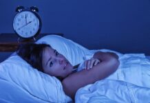 Giật mình khi ngủ là hiện tượng phổ biến ở mọi độ tuổi