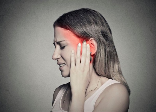 Viêm tai giữa có thể gây ra các biến chứng nguy hiểm